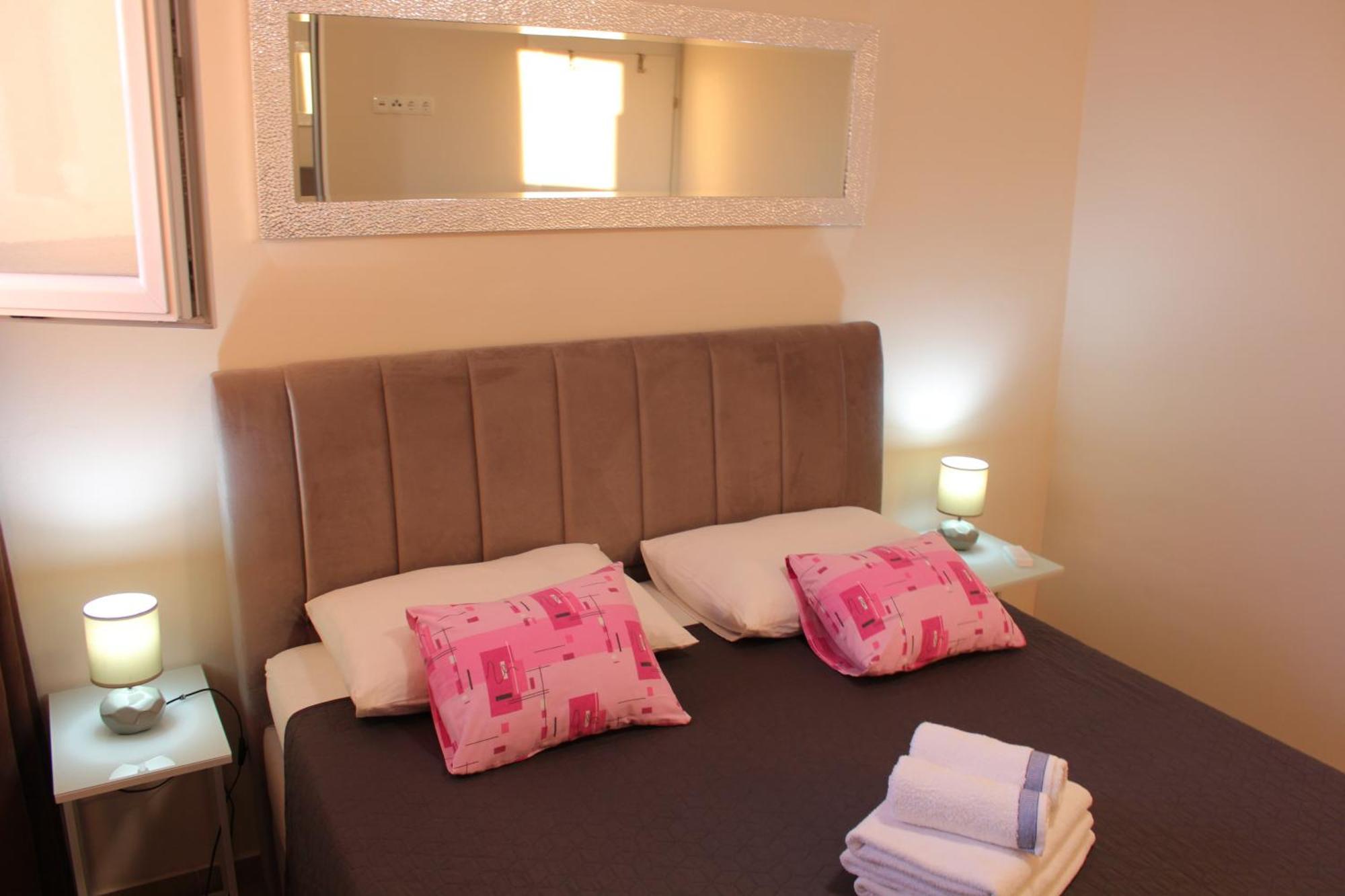 King Apartments Nin Esterno foto