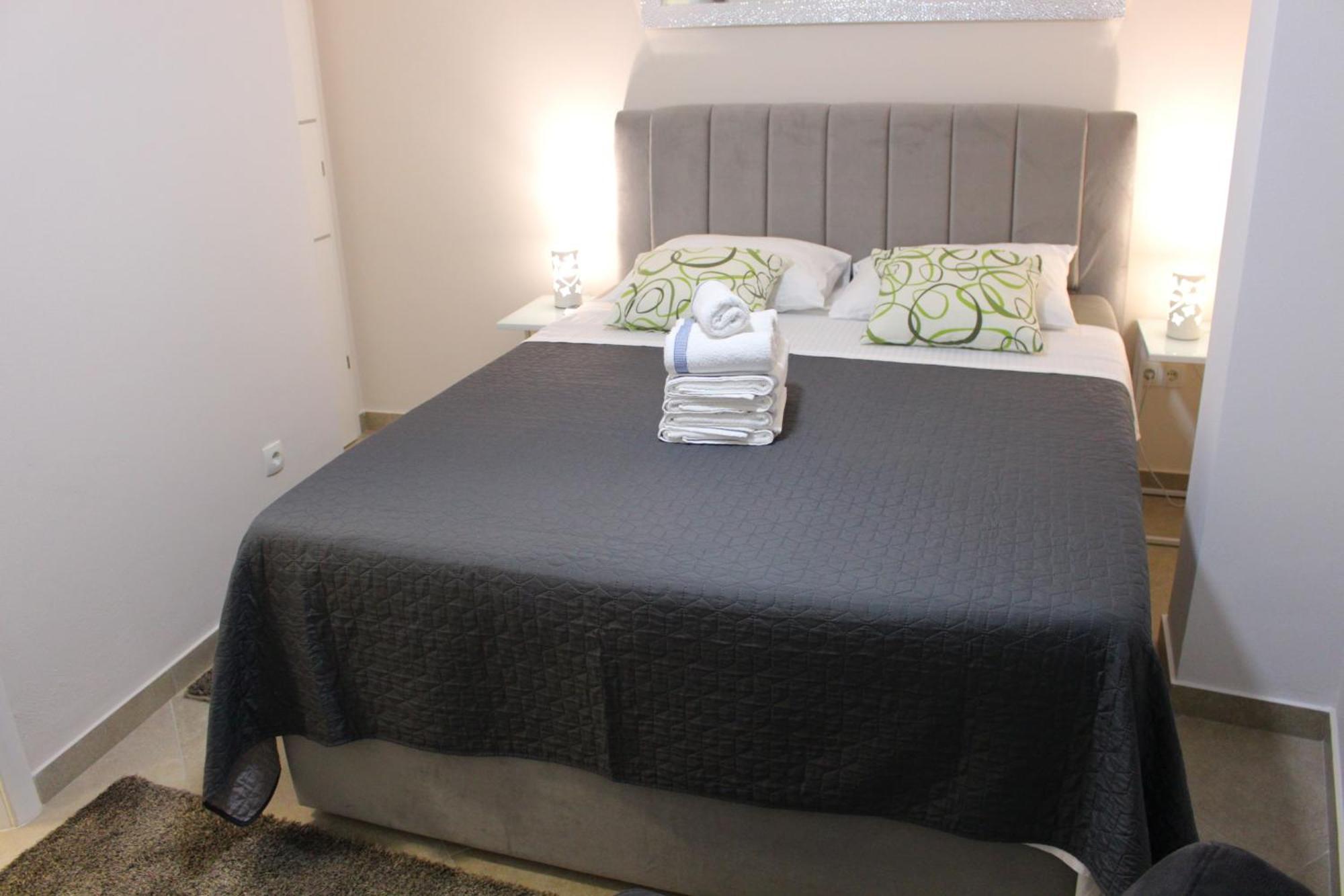 King Apartments Nin Esterno foto
